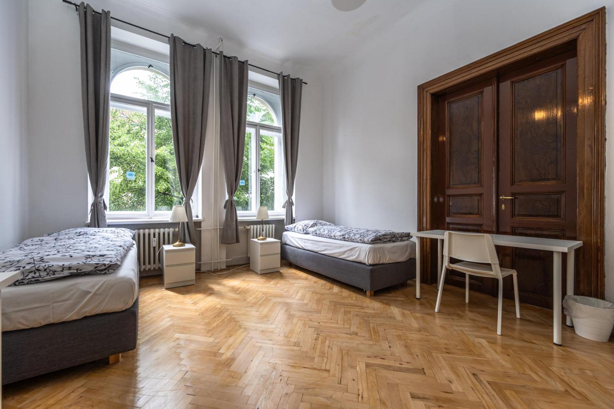 Apartments Safarikova 18 Прага Екстер'єр фото