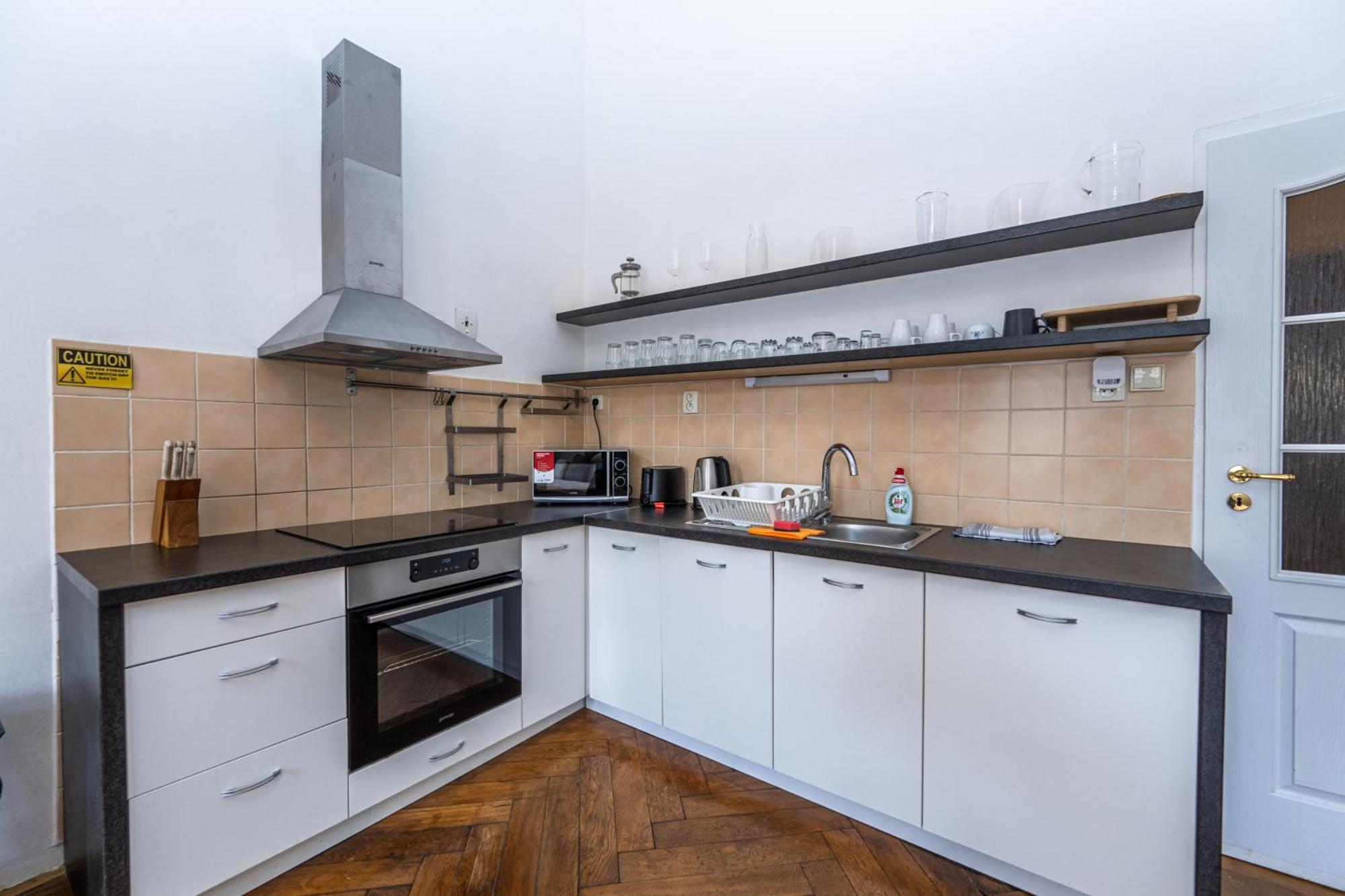 Apartments Safarikova 18 Прага Екстер'єр фото