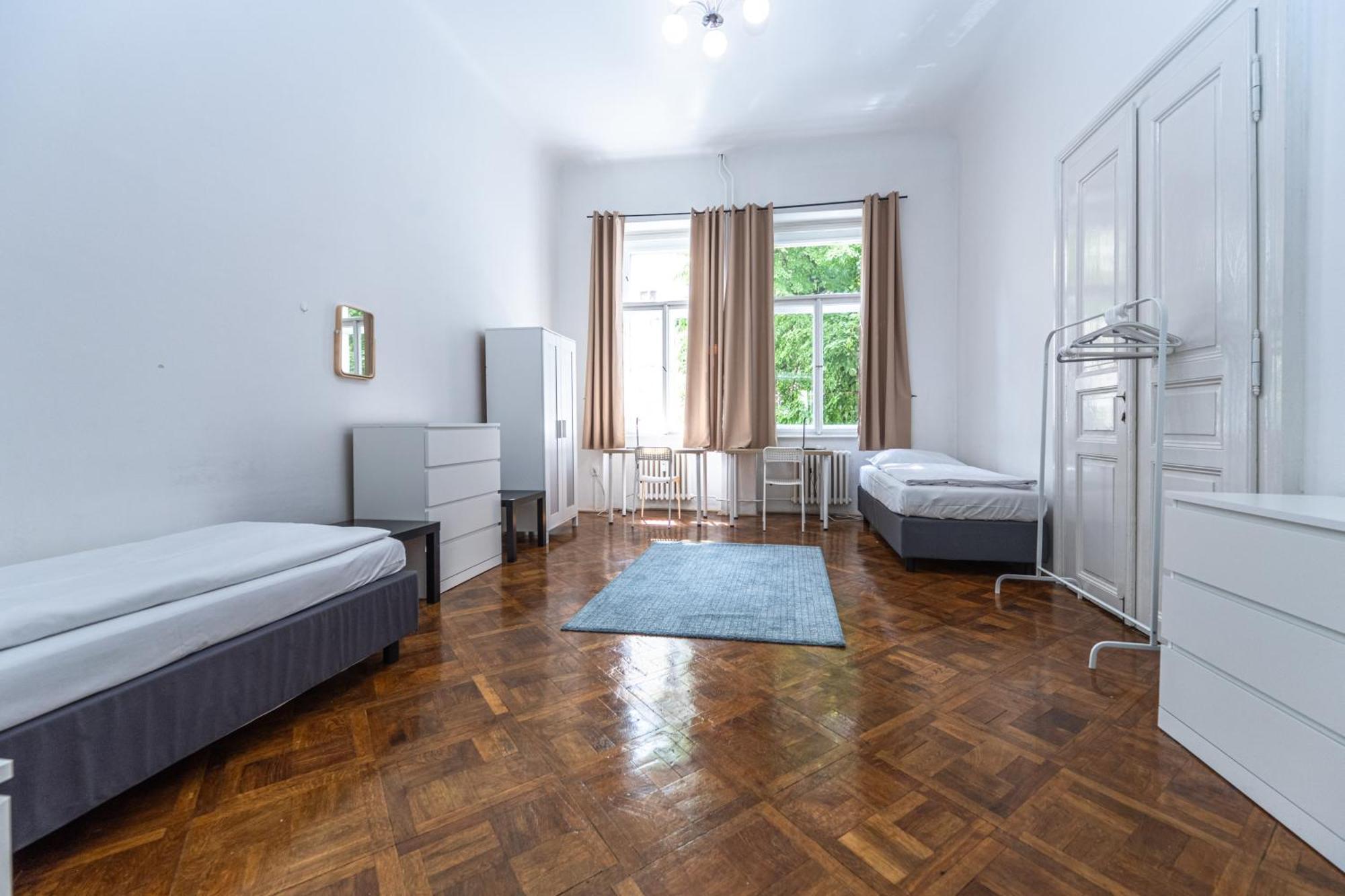 Apartments Safarikova 18 Прага Екстер'єр фото
