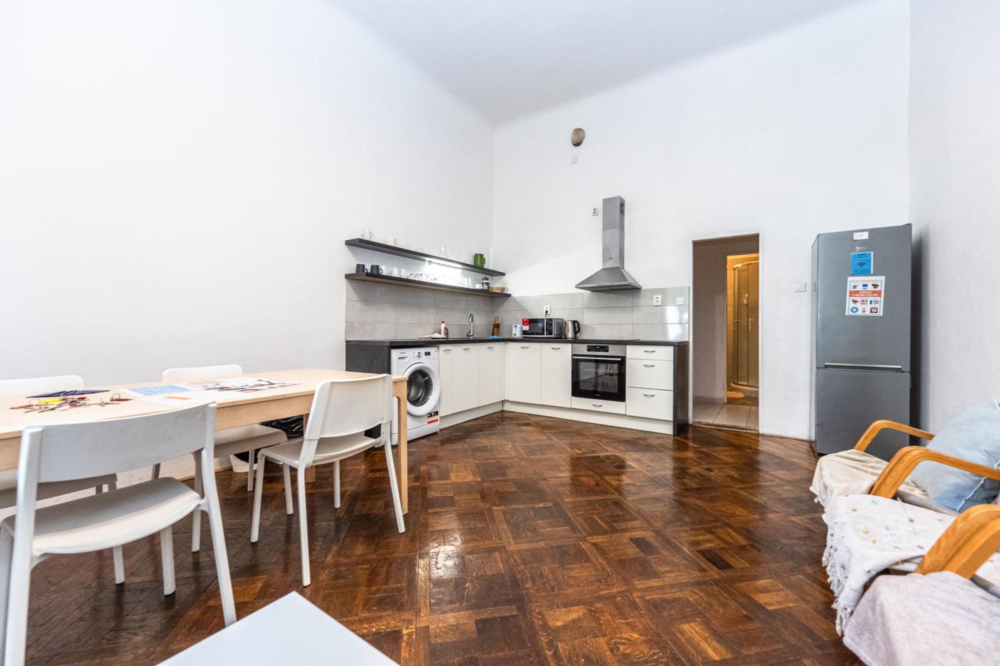 Apartments Safarikova 18 Прага Екстер'єр фото