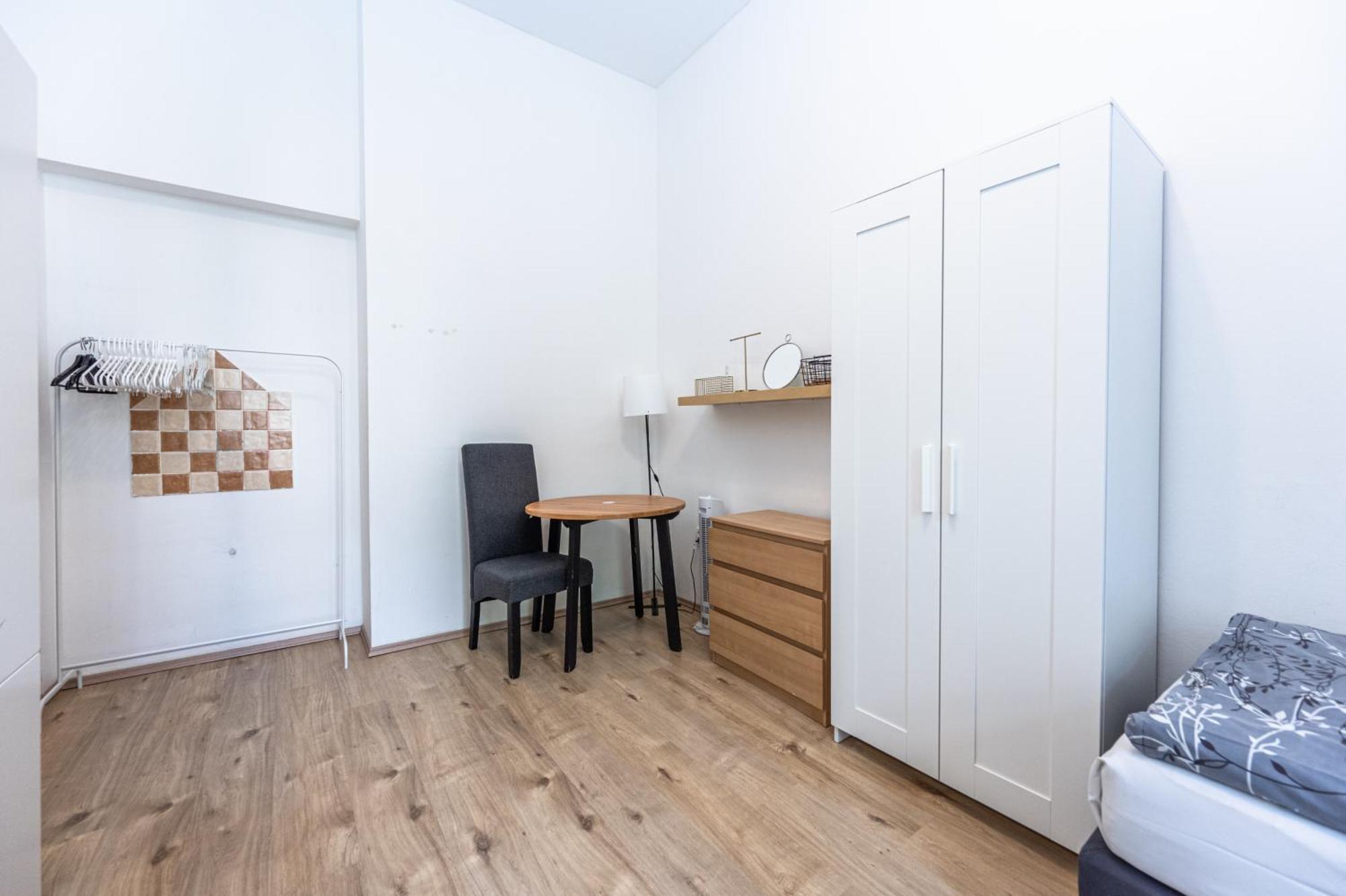 Apartments Safarikova 18 Прага Екстер'єр фото