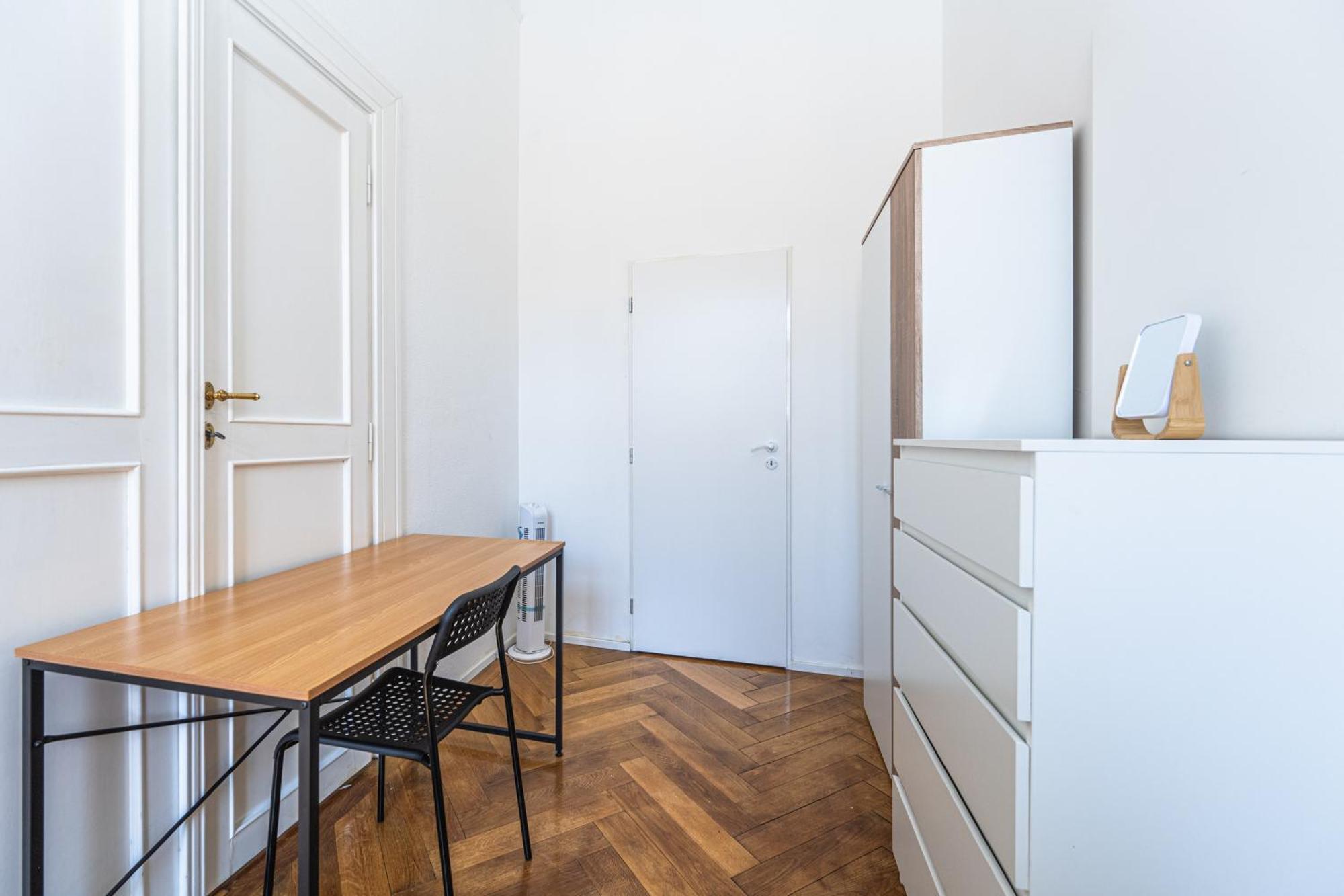 Apartments Safarikova 18 Прага Екстер'єр фото