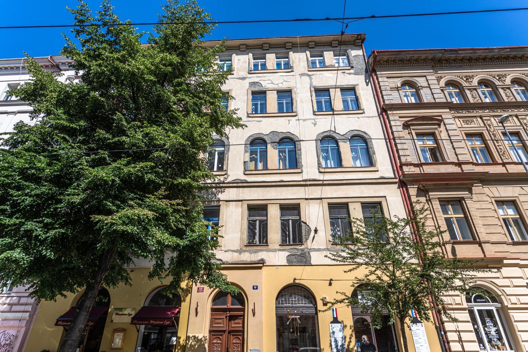 Apartments Safarikova 18 Прага Екстер'єр фото